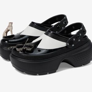 Crocs Wednesday Stomp Clog Hand Cello Goth Shoes Size Halloween Men7 Women 9 NWT